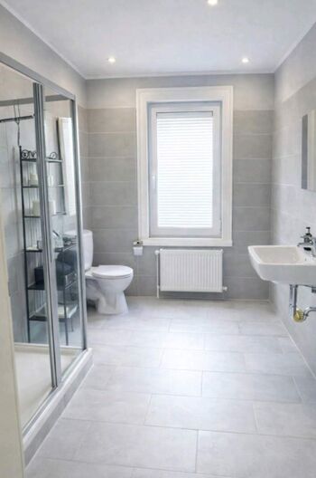 3 Wohneinheiten mit Küchen und Mobiliar am Holzmarkt Bild 3