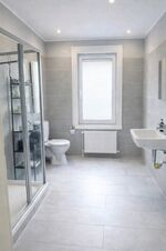 3 Wohneinheiten mit Küchen und Mobiliar am Holzmarkt Bild 3