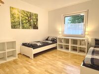 Balkon und Parkplätze | 3-12 Personen | Einzelzimmer möglich Zdjęcie 5