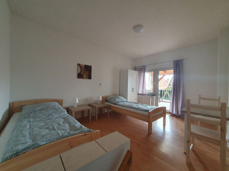 Workers Place / Geräumige Monteurwohnung mit 3 Schlafzimmern Bild 5