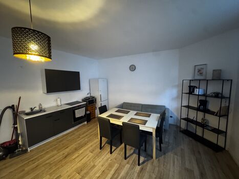 6 Betten, 4 Einzelzimmer, EG – Monteurwohnung Bremerhaven Bild 1