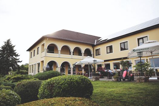 Naglhof Picture 2