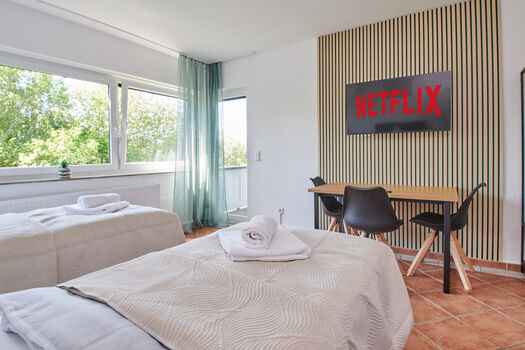 -RG Living - 8 Schlafplätze-Balkon- Smart TV- Parkplatz- Obrázok 3