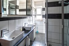 Wohnung NR. 3, Bad