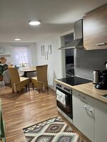 Fewo50 Küche mit Essecke