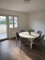 NEU: Erstbezug große Unterkunft 8 Personen und 5 Zimmer Zdjęcie 2