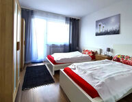 Optimus Rooms - Wohnz. + 2,5 Schlafz. + Balkon + A3, A4, A49 Bild 7