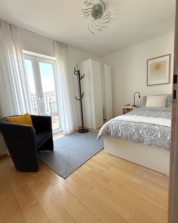 Neue Monteurwohnung bei Speyer – Komfort für 5–10 Personen