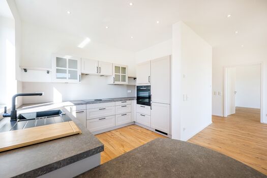 Monteurwohnung - WLAN, Parkplatz, Balkon – bis 12 Personen Bild 3