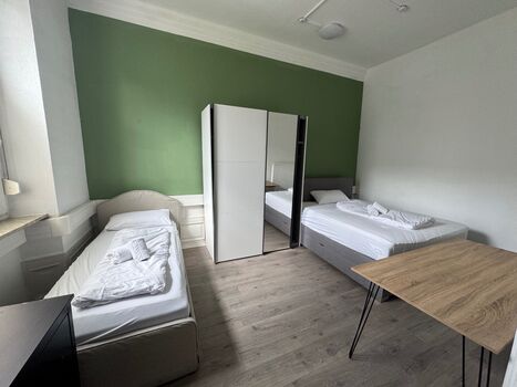 Inenstadt Karlsruhe, eigener Parkplatz. Nähe MIRO, Papierfabrik, Daimler Zdjęcie 5