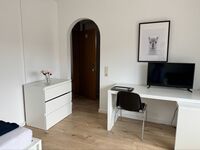 Doppelzimmer mit Bad/WC und Balkon