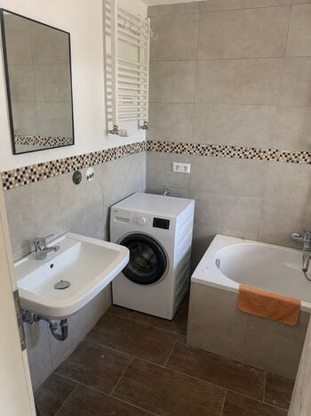 Easyrooms24 - über 50 Betten rund um das Walldorfer Kreuz (A5/A6) Bild 4