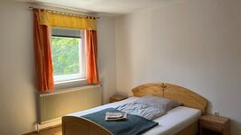 Haus gegenüber ZKW Bild 1