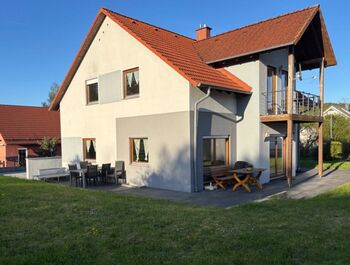 Haus mit Terrasse, Parkplatz, Küche – Nähe Wackersdorf Bild 1