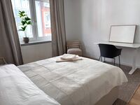 2 Wohnungen mit Einzelzimmern und 120cm Hotelbetten Bild 18