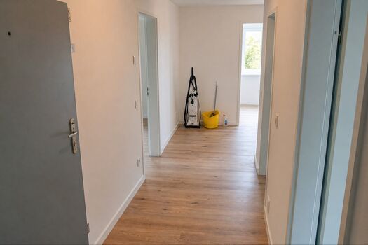MH58 / TOMASZ-LIVING in HILDEN - Modern möbliert Picture 3