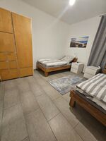 Monteurwohnung "Hammer" 8 Personen ,100/Tag,Terrasse Bild 7