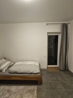 Monteurwohnung "Hammer" 8 Personen ,100/Tag,Terrasse Bild 8