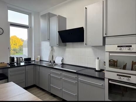 Blunest Apartment .3 und 4 ZimmerWohnung mit Parkplatz Bild 4