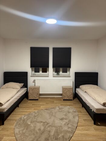 Stilvolle, hochwertig ausgestattete Wohnung Bild 2