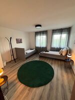 OhPardon! MAINHARDT/SHA - Einzelbetten, Garten, Küche Bild 8