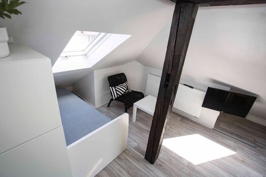 2 Wohnungen für 5 Personen, Waschmaschine, 2 Küchen, 2 Bäder und WLan Bild 4