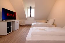 3 Zimmer Wohnung HN Zentrum - Smart TV, Parkplatz, Terrasse Picture 4