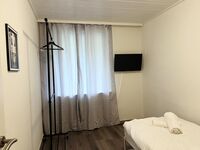 Monteurswohnung mit Balkon in der Stadt! Gute Abindungen Bild 12