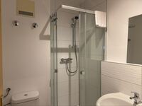 Moderne DesignApartment Forest und Spa Retreat Bild 7