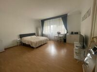 komfortables Einzelzimmer Forbach - Smart TV, Küche und WLAN Bild 2