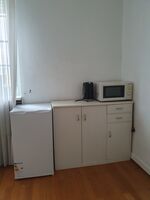 komfortables Einzelzimmer Forbach - Smart TV, Küche und WLAN Bild 24