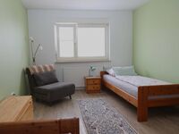 Schlafzimmer mit zwei Betten