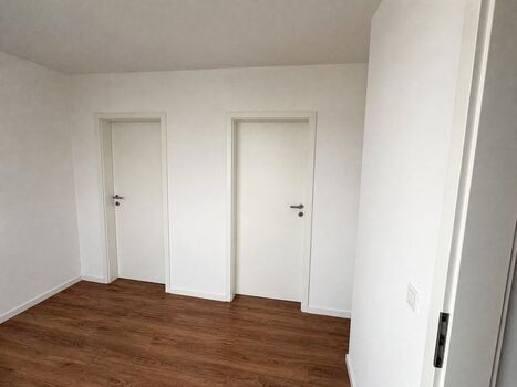 ERF2 / TOMASZ-LIVING in ERFURT - Helle Zimmer + Parkplatz Zdjęcie 5