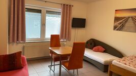 4 gepflegte Monteurwohnungen mit 14 Betten, Wernberg-Köblitz Bild 23