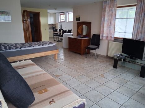 Zentrale ruhige Wohnlage mit Aussenbereicch Picture 3