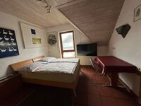 FeWo groß Schlafzimmer Doppelbett