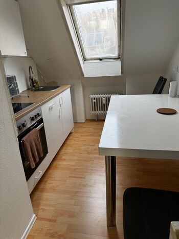 2 Wohnungen Esslingen 5-6 Pers. Parking/Waschmaschine/wifi
