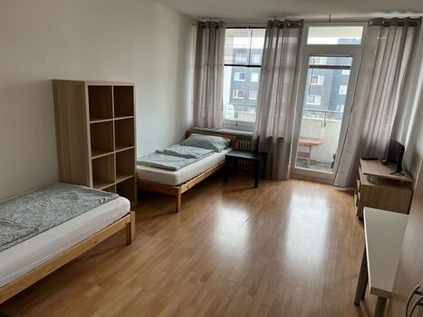 Hometime24 -Frisch renovierte Wohnungen Bild 5