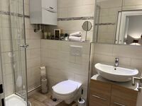 Neuwertige Komfortwohnung (2 Wohnungen im selben Haus) Picture 4