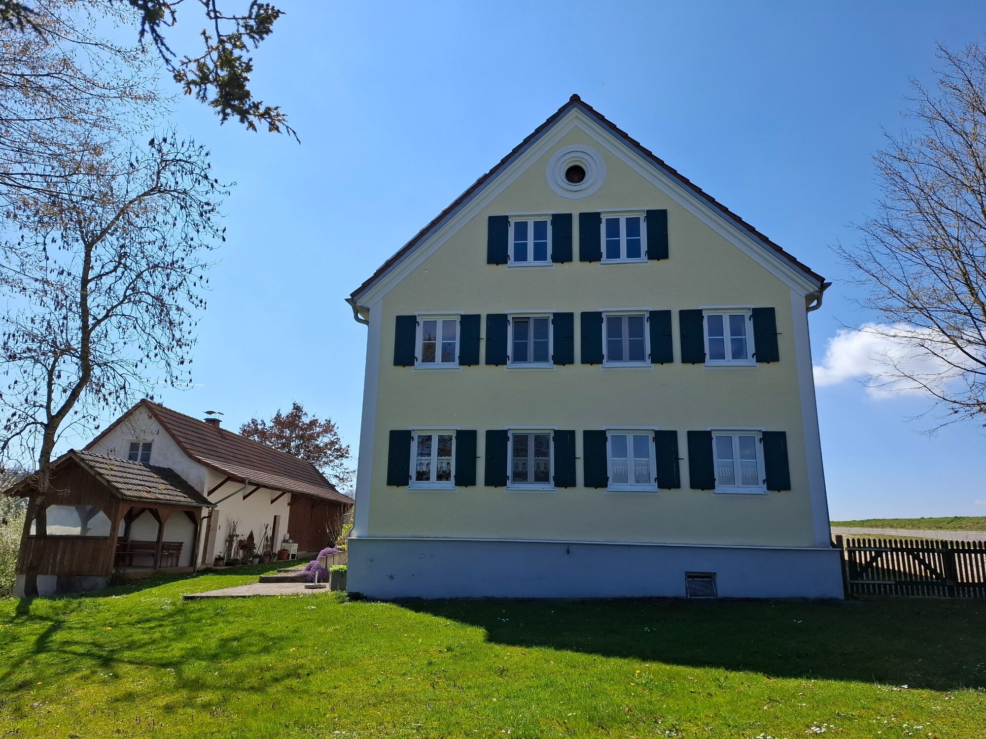 Ostseite - Wohnung Wiesenblick