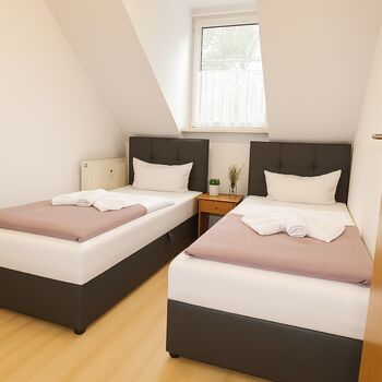 SUNNYHOME Monteurwohnungen in Wackersdorf (ID 211) Bild 2
