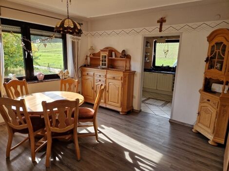 MSCHMITZ - Immo Service Bild 3