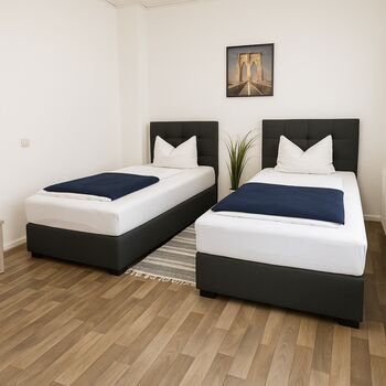 SUNNYHOME Monteurwohnung in Weiden (ID 305/308) Bild 1