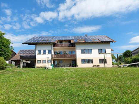 Moderne und große Monteurwohungen - Gästehaus Hof Heuberg Bild 1