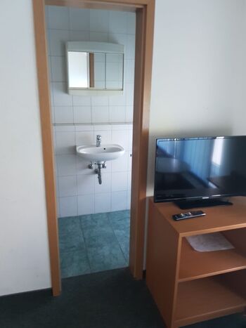 Wohnungen/ Zimmer in Schkeuditz DHL/BMW/PORSCHE/MESSE