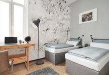 CITY | Parking free | ab 18 Euro/Gruppe | Küche | TV | WLAN Picture 4